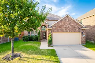 10024 Kemah Pl, McKinney, TX 75071 - Photo 2