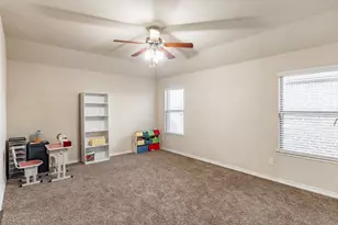 10024 Kemah Pl, McKinney, TX 75071 - Photo 22