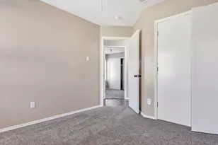 527 Alameda Ave, Duncanville, TX 75137 - Photo 28