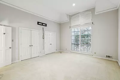 6410 Forest Creek Drive, Dallas, TX 75230 - Photo 32