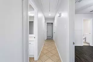 1307 Glassboro Cir, Arlington, TX 76015 - Photo 16