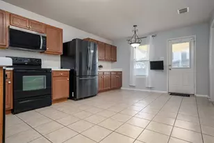 1309 Erin Ct, Burleson, TX 76028 - Photo 14