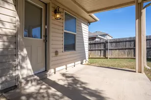 1309 Erin Ct, Burleson, TX 76028 - Photo 34