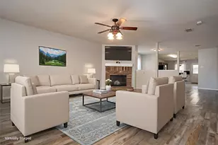 1309 Erin Ct, Burleson, TX 76028 - Photo 4