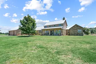 210 W Bluff Ln, Millsap, TX 76066 - Photo 30