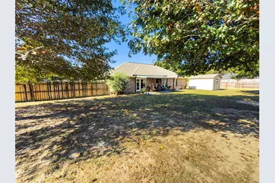 1675 Meadowview Street, Athens, TX 75752 - Photo 32