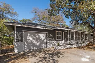 4249 Crenshaw Ave, Fort Worth, TX 76105 - Photo 2