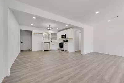 4249 Crenshaw Avenue, Fort Worth, TX 76105 - Photo 6