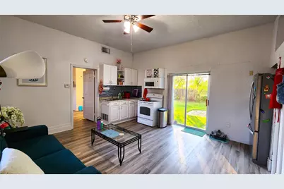 145 N Kealy Street #1, Lewisville, TX 75057 - Photo 10