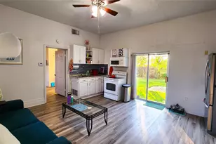 145 N Kealy St, Lewisville, TX 75057 - Photo 10