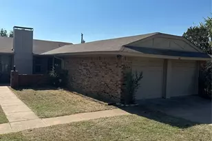 412 Ruckers Ct, Granbury, TX 76049 - Photo 1