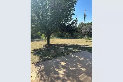 412 Ruckers Court, Granbury, TX 76049 - Photo 16