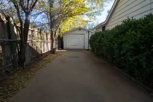 603 Lilly St, Cleburne, TX 76033 - Photo 20