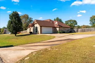 2200 McKeller Rd, Mt Pleasant, TX 75455 - Photo 32
