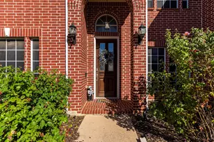 1616 Bassett Hound Dr, Fort Worth, TX 76052 - Photo 4