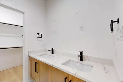 4515 Wahoo Street, Dallas, TX 75210 - Photo 20