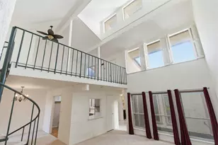 9818 Bent Branch Ln, Dallas, TX 75243 - Photo 14