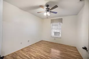 8304 Rocky Ct, Fort Worth, TX 76123 - Photo 12