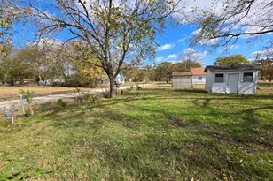 401 Odom St, Cumby, TX 75433 - Photo 6