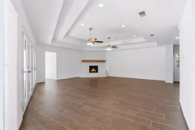 2201 Mistletoe Boulevard, Fort Worth, TX 76110 - Photo 12