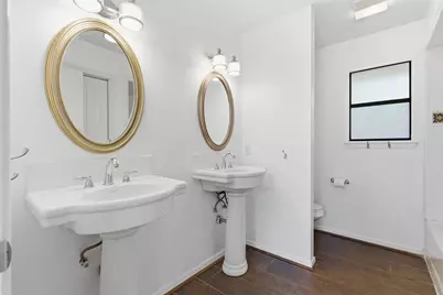 2201 Mistletoe Boulevard, Fort Worth, TX 76110 - Photo 20