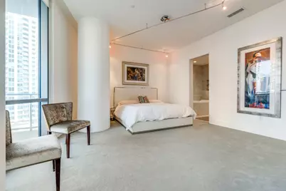 2200 Victory Avenue #701, Dallas, TX 75219 - Photo 18