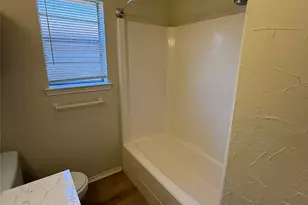1118 N Nolan River Rd, Cleburne, TX 76033 - Photo 6