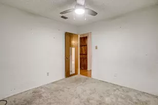 4528 Oak Dr, Alvarado, TX 76009 - Photo 26