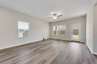 401 Cottagewood Drive, Princeton, TX 75071 - Photo 4