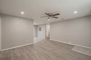 319 Cypress St, Duncanville, TX 75137 - Photo 6