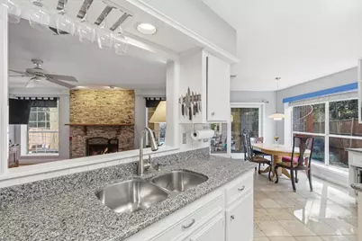 7608 Tallow Drive, Irving, TX 75063 - Photo 10