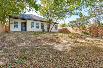 5520 Goodman Avenue, Fort Worth, TX 76107 - Photo 12