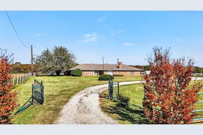 1937 Spring Hill Road, Aubrey, TX 76227 - Photo 8