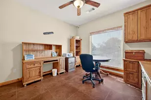 200 Cayuga Trail, Lake Kiowa, TX 76240 - Photo 10