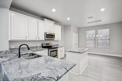 813 Lake Forest Trail, Little Elm, TX 75068 - Photo 6