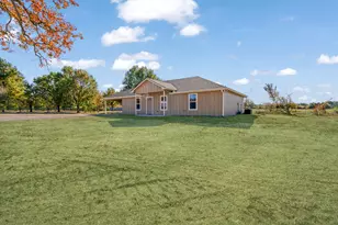 728 County Rd 44050, Powderly, TX 75473 - Photo 2