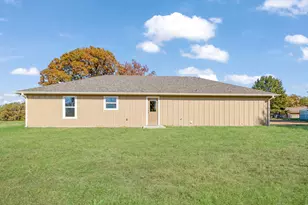 728 County Rd 44050, Powderly, TX 75473 - Photo 18