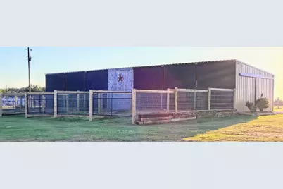 4113 W Line Road, Whitesboro, TX 76273 - Photo 2