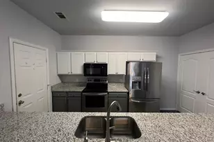 746 Carroll Ln, Lewisville, TX 75067 - Photo 2