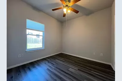 746 Carroll Lane, Lewisville, TX 75067 - Photo 16