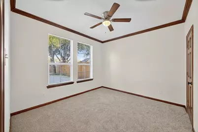 3532 W Jefferson Boulevard, Dallas, TX 75211 - Photo 18