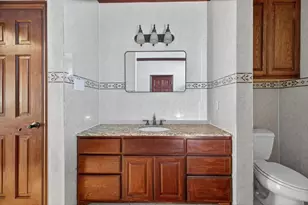 3532 W Jefferson Blvd, Dallas, TX 75211 - Photo 12