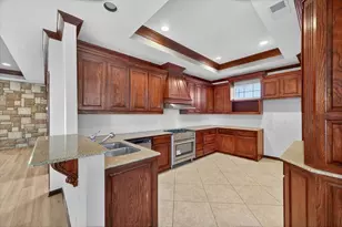 3532 W Jefferson Blvd, Dallas, TX 75211 - Photo 16