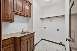 3532 W Jefferson Blvd, Dallas, TX 75211 - Photo 8