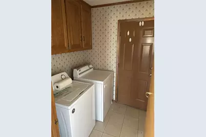 110 N Crockett Street, Edgewood, TX 75117 - Photo 4