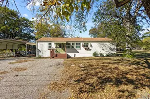 105 Reich St, Bonham, TX 75418 - Photo 4