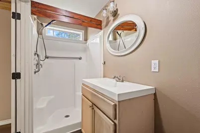 105 Reich Street, Bonham, TX 75418 - Photo 18