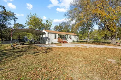 105 Reich Street, Bonham, TX 75418 - Photo 2