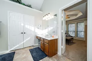 537 Ten Mile Dr, DeSoto, TX 75115 - Photo 14