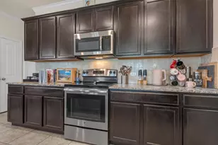 254 Woodhaven Trl, Waco, TX 76657 - Photo 8